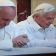2popemeet2